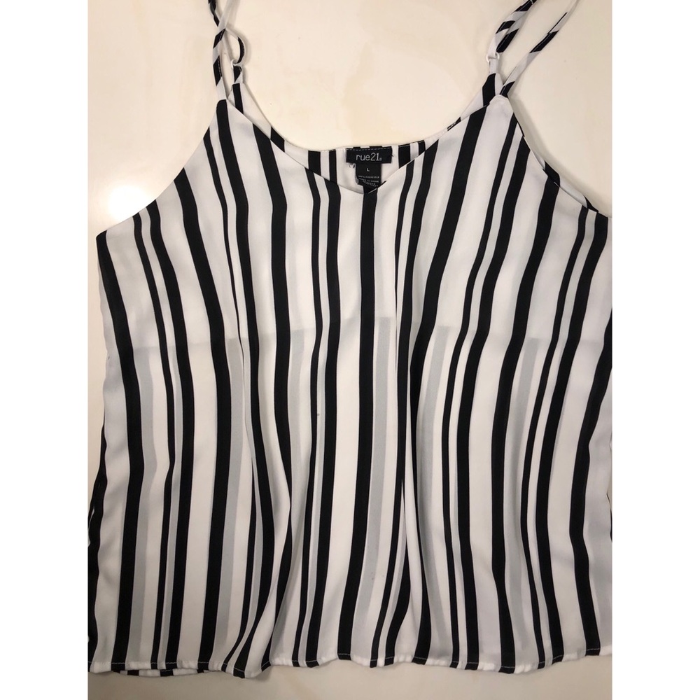 Rue21 Women Top
